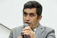 Allan Miranda pede criação de cemitério para animais domésticos