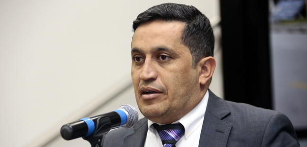 Allan Miranda quer internet e ar-condicionado nos ônibus de Barueri