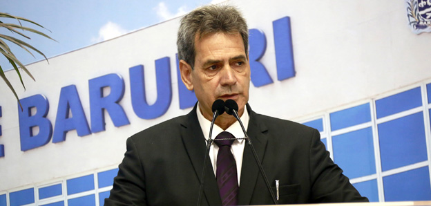 Barrão propõe campanha para evitar descarte irregular de lixo