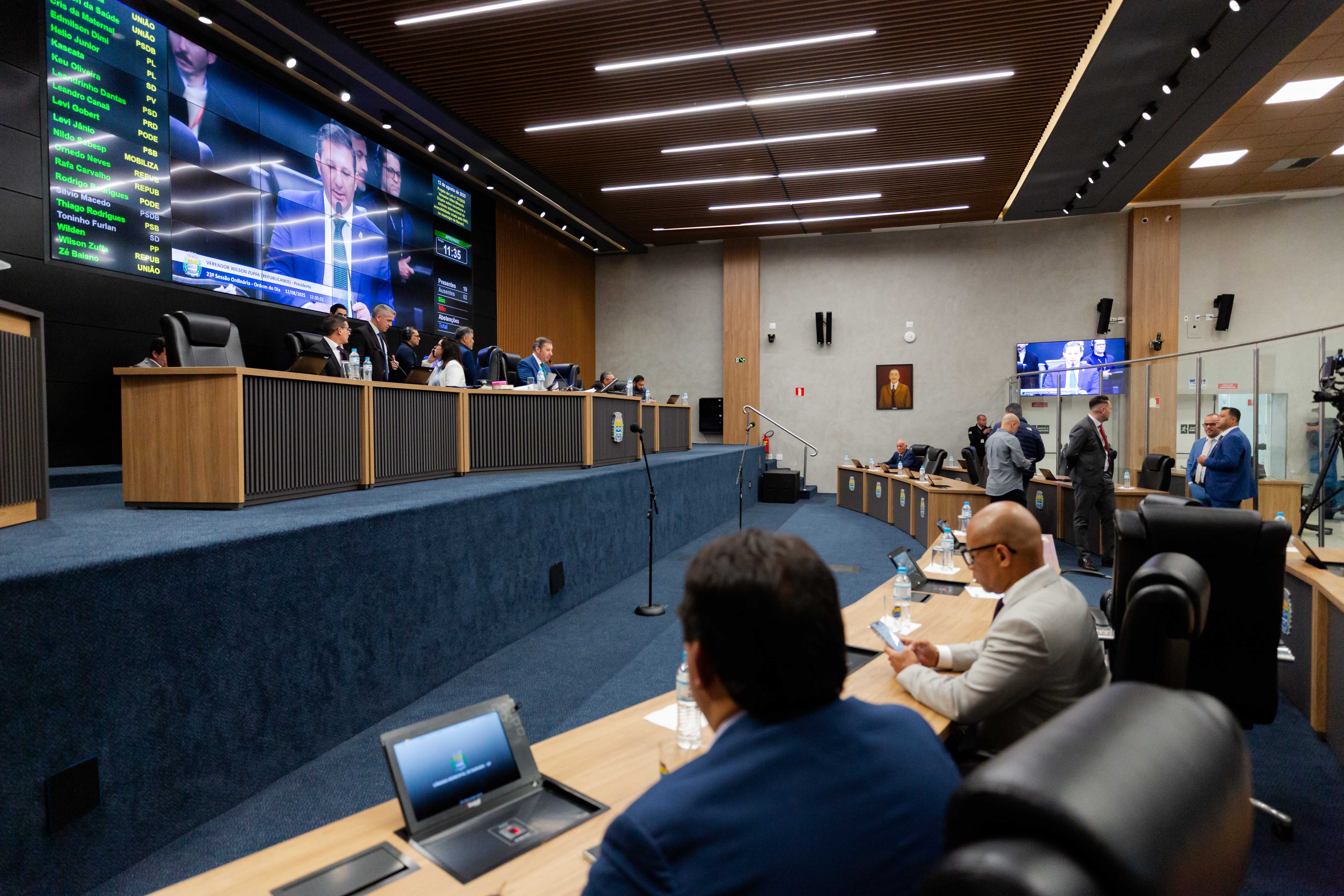 Barueri adota novo símbolo internacional de acessibilidade