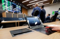 Barueri lança programa contra adultização de crianças