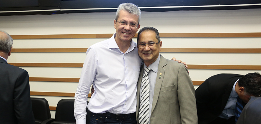 Câmara de Barueri recebe visita do prefeito eleito de Jandira