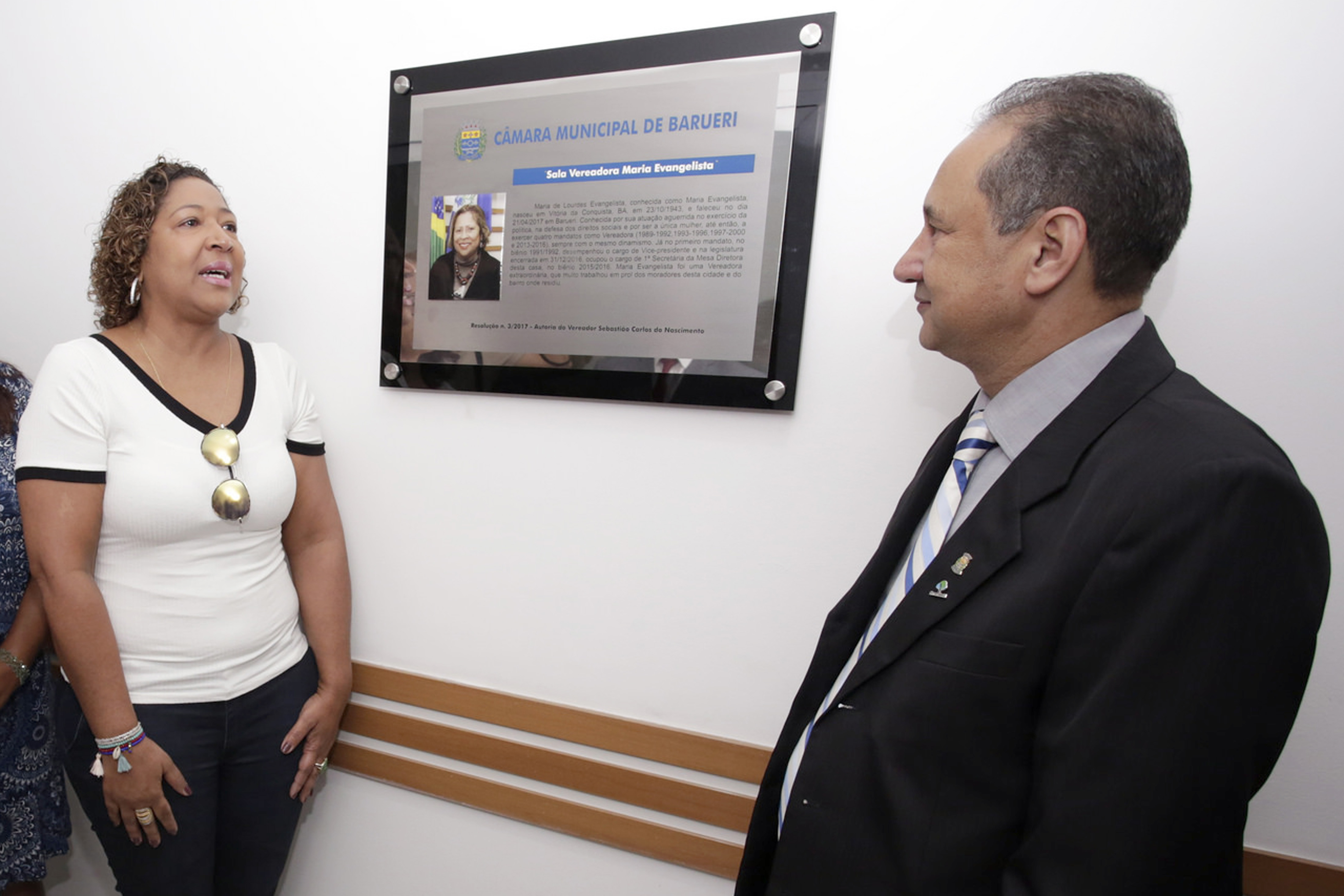 Carlinhos do Açougue presta homenagem a Maria Evangelista