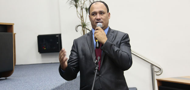 Fabinho do Imperial pede reforma urgente em escola maternal