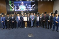 Getúlio Fogaça recebe título de cidadão barueriense