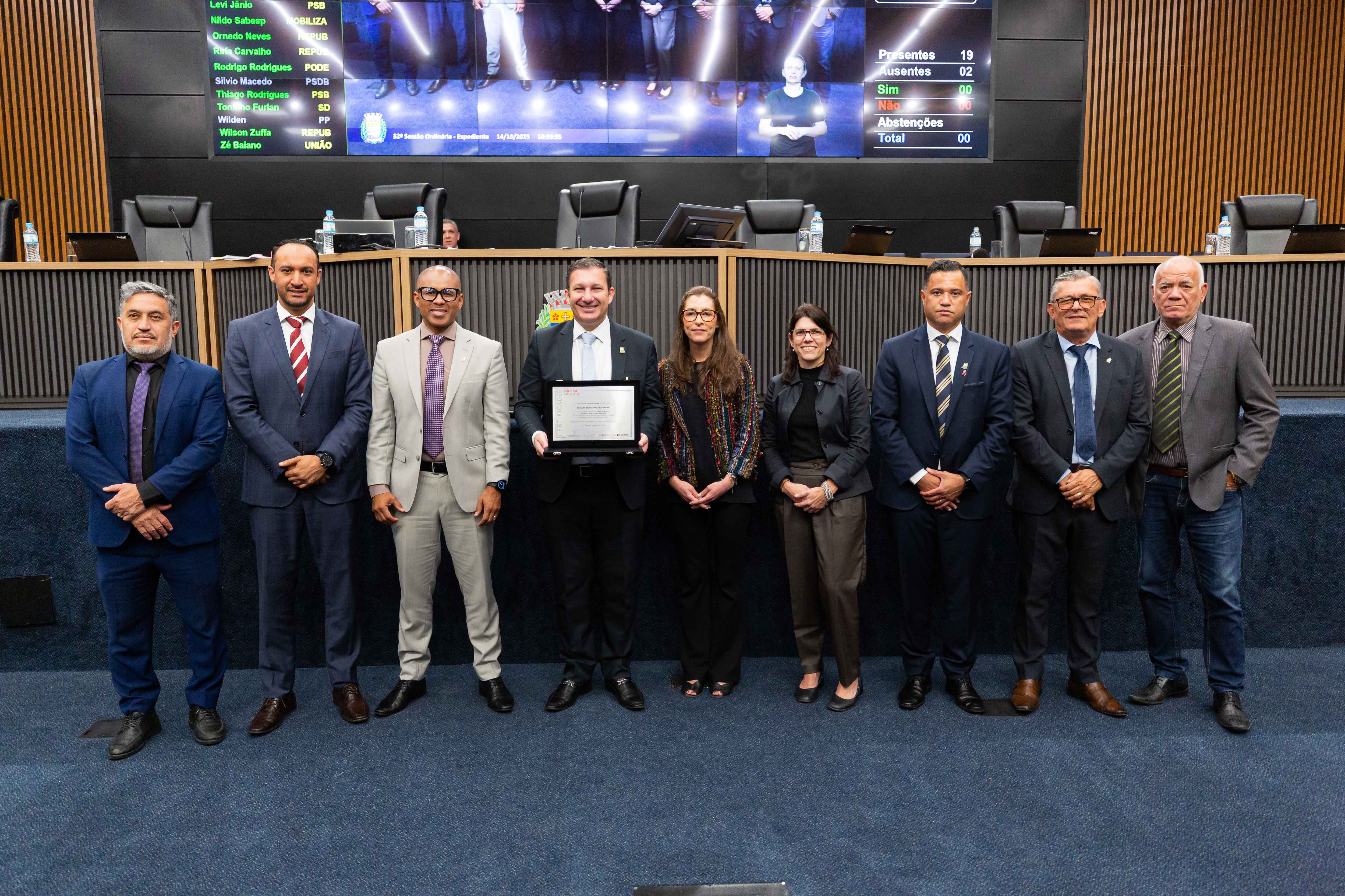 Homenagem à Câmara celebra campanha que salvou quase 500 vidas