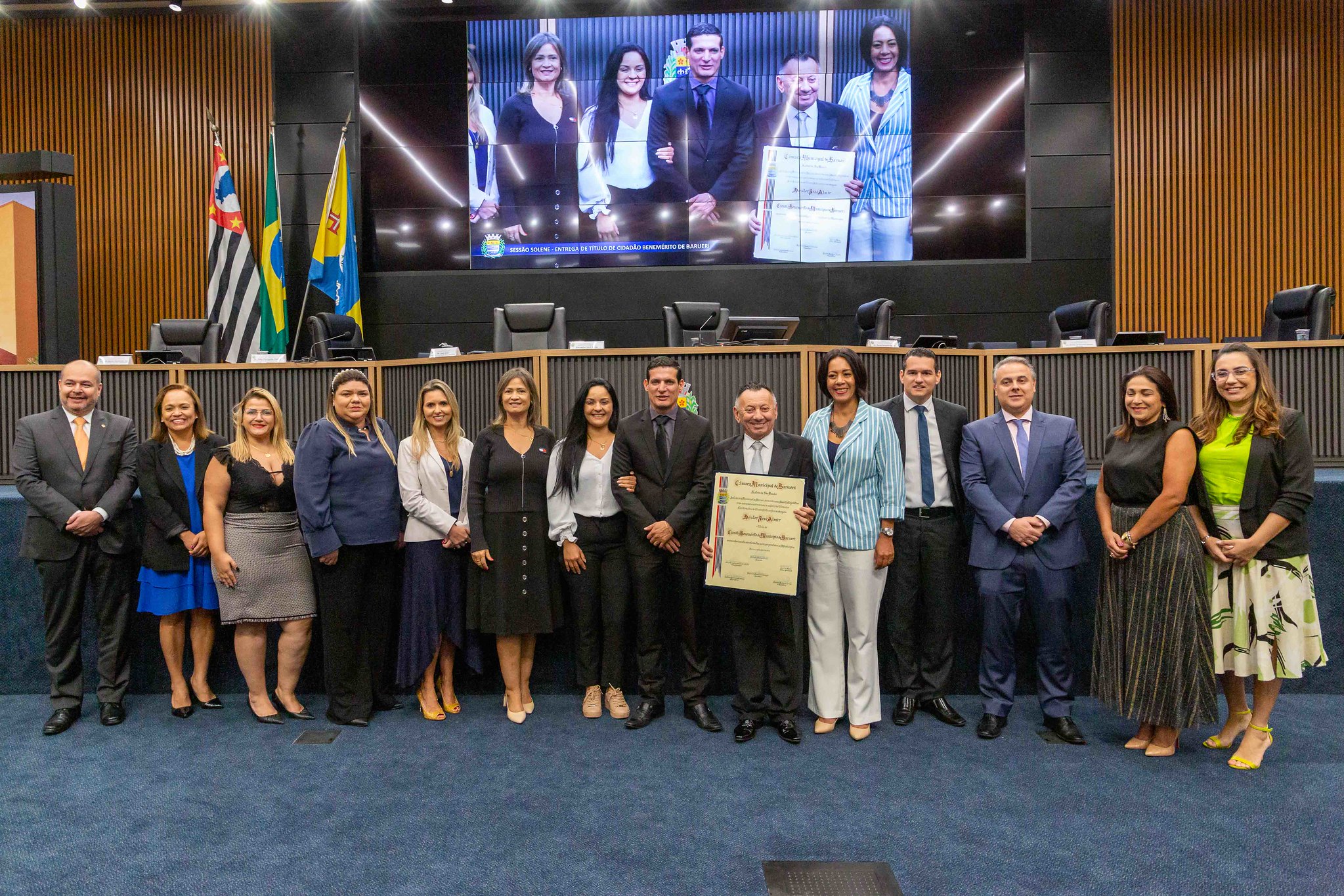 José Almir recebe título de cidadão benemérito de Barueri