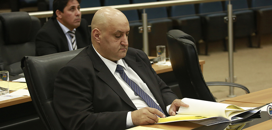 Luiz do Supermercado Silva pede dentista pediátrico e ultrassom em UBS do Jd. Belval