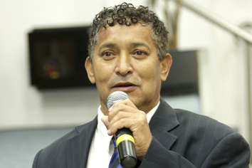 Luizinho do Camargo propõe programa voltado aos jovens para prevenção do suicídio