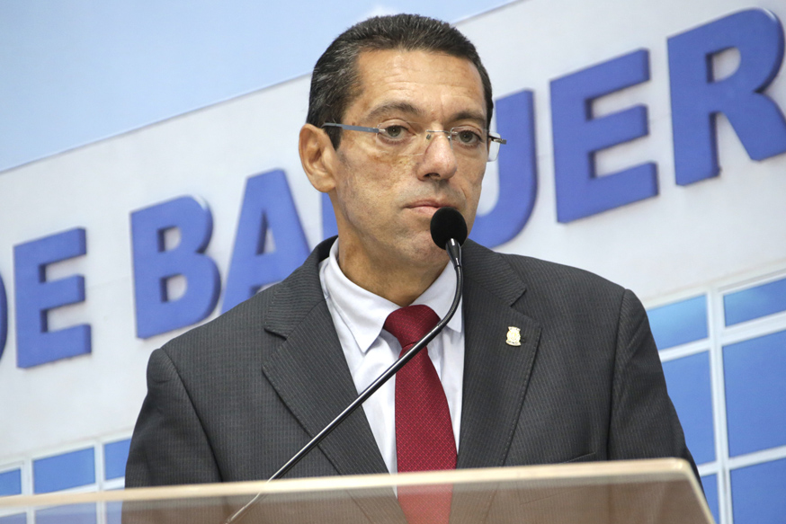 Reinaldo Campos propõe utilização de motoambulâncias