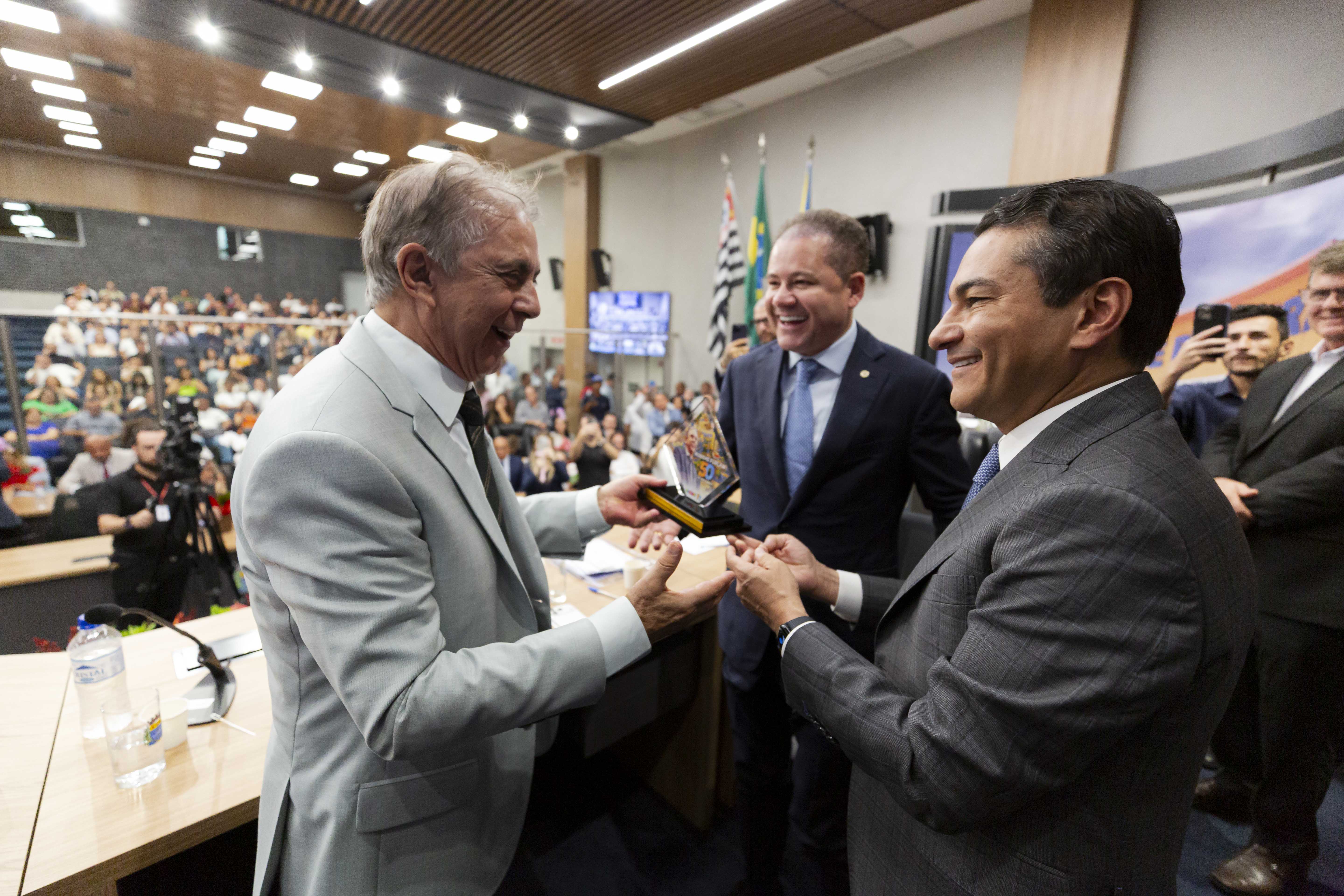 Rubens Furlan recebe homenagem pelos 50 anos de vida pública