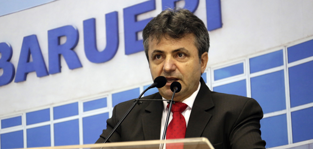 Sergio Baganha pede ampliação da oferta de TV a cabo em Barueri