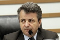 Sérgio Baganha pede iluminação com LED no Maria Helena